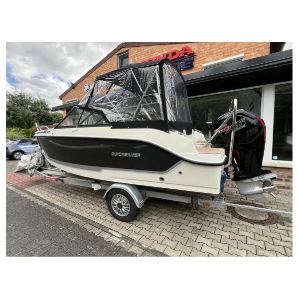 Marque Quicksilver Activ 555 Bowrider Cockpit Enclosure Kit Black - VK_QS555BRE1R