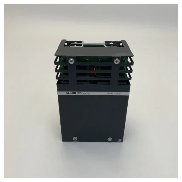 Sailor S-80042010 12 and 24V Power Regulator Must-Have
