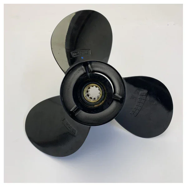 Pas Cher Suzuki Marine 10-1/4 x 13 Aluminum Outboard Propeller Black