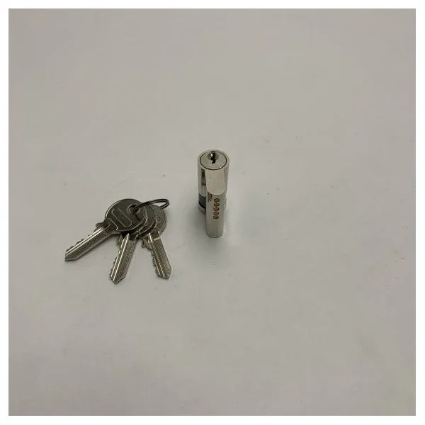 High-Quality Marine Cylinder Lock with Chrome Finish - 67015 Promotion