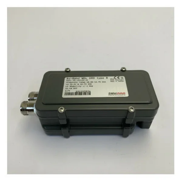 SMW WDL Digital B Dual Output Satellite LNB 10.95-12.75 GHz 1MHz Stability Quantité Limitée