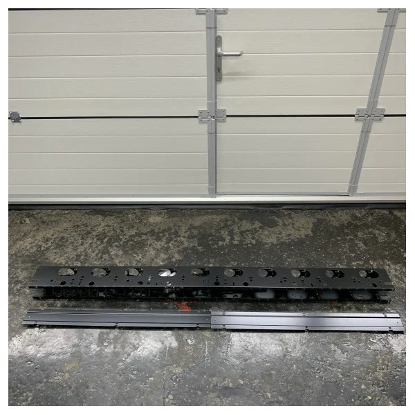 Rittal DK 5502145 Cable Duct 42U 800x2200mm RAL 9005 Enclosure Management Marque