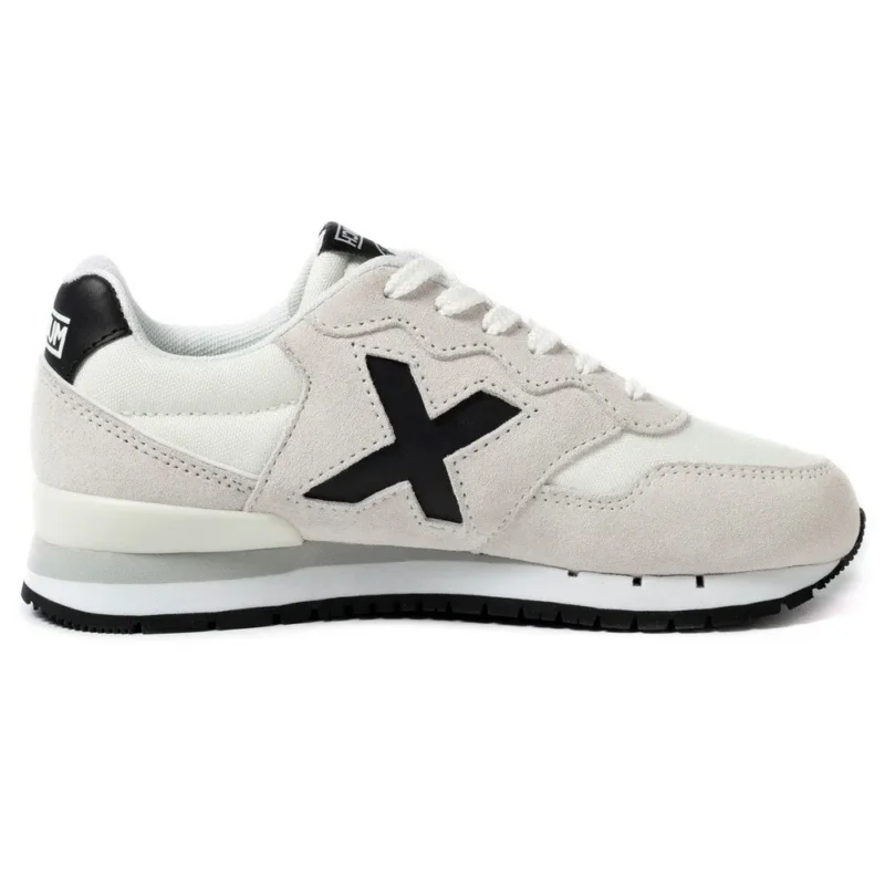 Commander Maintenant Munich Chaussures de futsal Dash IN