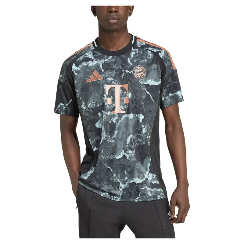 Dernier Modèle adidas T-shirt à manches courtes Loin FC Bayern Munich 24/25
