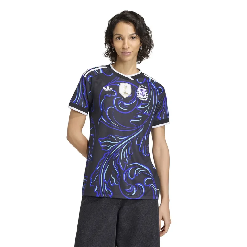 Marque adidas T-shirt à manches courtes pour femme Loin Argentina 26/27